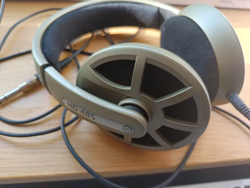 Sennheiser HD-485 nyitott Slúchadlá