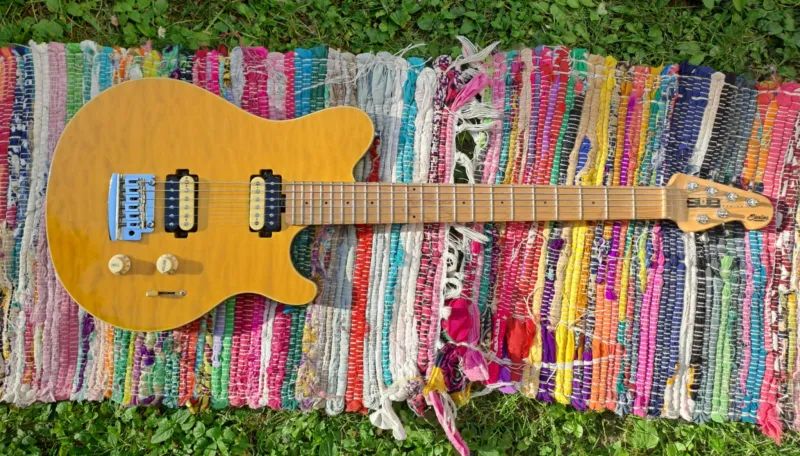 Sterling SUB Axis Guitarra eléctrica
