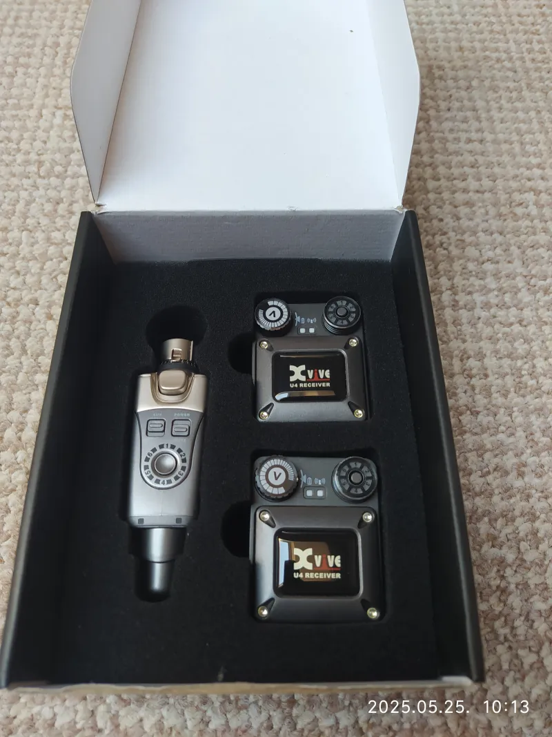 Xvive U4R2 In-ear monitor
