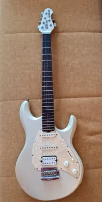 Music Man Silhouette Special HSS Music Man Silhouette Special HSS