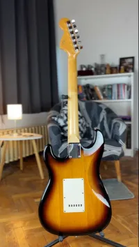 Squier 1999 STRATOCASTER Guitarra eléctrica - Terry Etheridge [Yesterday, 7:46 pm]