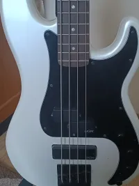 Squier Precision aktív Basszusgitár - hamarci [Ma, 11:05]