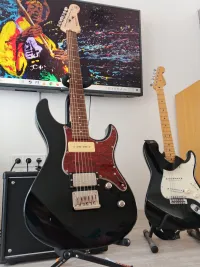 YAMAHA Pacifica 311H YAMAHA Pacifica 311H