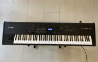 YAMAHA S90XS