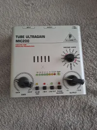 Behringer Ultragain mic 200 Preamp - LokTam [June 19, 2025, 6:08 pm]