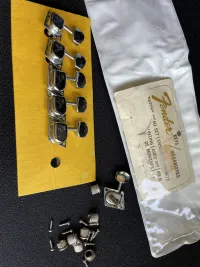 Fender Stratocaster F tuner hangoló szett 1967-1972 Conjunto de llaves de afinación -  [Yesterday, 10:02 pm]