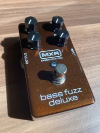 MXR M 84 Bass Fuzz Deluxe Pedál - Lecsó [Ma, 15:29]