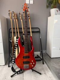 Peavey International Series Basszusgitár - Kovács Csaba Joe [Ma, 20:59]