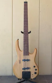 Hohner The Jack V Custom Bass guitar 5 strings - Veisz Gábor [June 28, 2025, 8:07 pm]