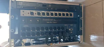 Soundcraft Ui24R Soundcraft Ui24R