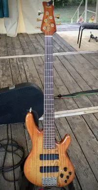 YAMAHA TRB 5II Basgitara 5 strún - K Z [Yesterday, 8:33 pm]