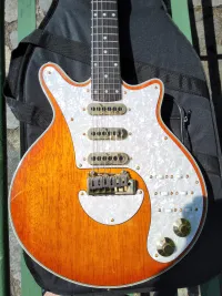 Brian May Guitars Special Electric guitar - Forgó Joe [Today, 2:58 pm]