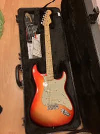 Fender DELUXE USA STRATOCASTER 2015 SUNSET METALLIC Electric guitar - ggabesz [Today, 12:34 pm]