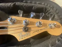 Fender USA Jazz Bass Bass guitar - MLaci [Today, 6:21 pm]
