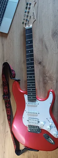 Harley Benton ST-20HSS CA E-Gitarre - Farkas Zsófia Szonja [Today, 10:20 pm]