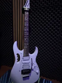 Ibanez JEMJR Elektromos gitár - Károly Zimányi [Ma, 10:23]
