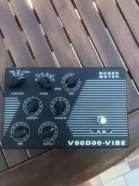 Roger Mayer Voodoo Vibe Uni-Vibe - vitusdance [Ma, 14:16]
