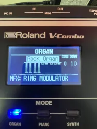 Roland VR-09 V COMBO Szintetizátor - Hepatitis B [Ma, 09:12]