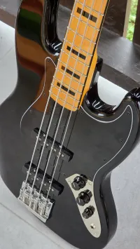 Squier Classic Vibe 70s Jazz Bass Basszusgitár - taught [Ma, 20:03]