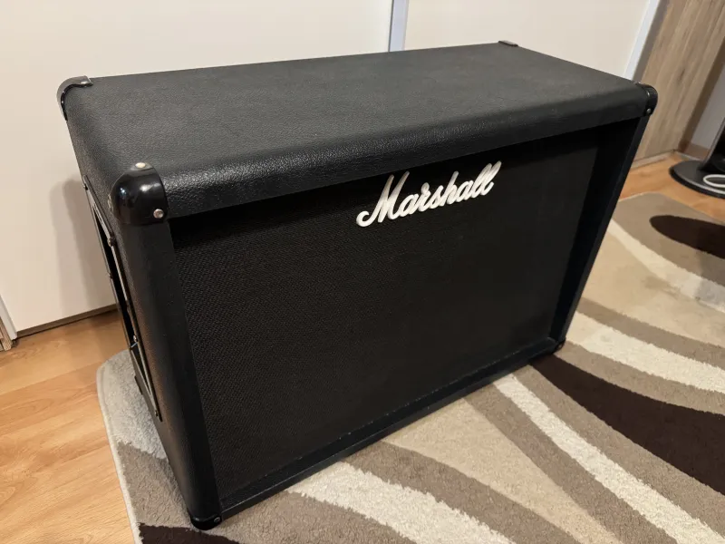 Marshall MC212 Hangláda