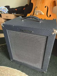 Ampeg B100R Ampeg B100R