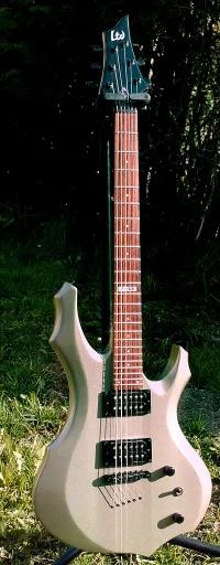 LTD F-50 Sólová gitara - Sára Sándor [Today, 12:01 am]