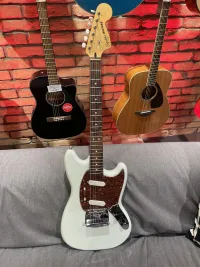 Squier Classic Vibe 60s Mustang LRL Sonic Blue