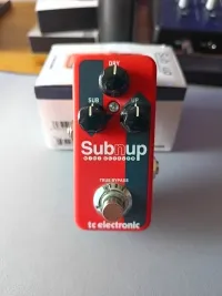 TC Electronic Sub n Up mini Octaver TC Electronic Sub n Up mini Octaver