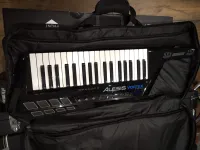 Alesis Vortex Wireless MIDI ovládač - RAWSILK [September 18, 2025, 4:52 pm]