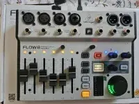 Behringer FLOW8 Behringer FLOW8