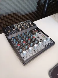 Behringer Xenyx 802 Behringer Xenyx 802