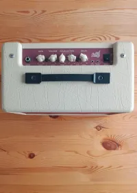 Blackstar Debut 15e