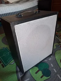 Egyedi készítésű  Csöves gitárkombó - Zaletnyik Tamás [Ma, 20:16]