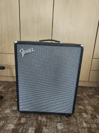 Fender Rumble 500 V3 + kiegészítők Fender Rumble 500 V3 + kiegészítők