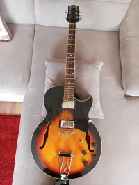Glam Guitars Jazz