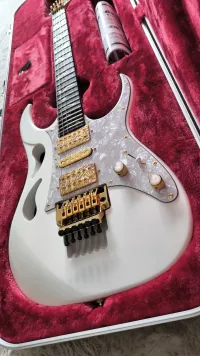 Ibanez PIA3761-SLW Guitarra eléctrica - PolicsPeti [March 27, 2026, 7:07 pm]