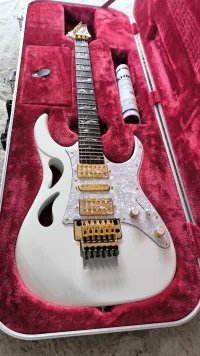 Ibanez PIA3761-SLW Electric guitar - PolicsPeti [March 7, 2026, 11:45 am]