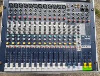 Soundcraft EFX 12 Soundcraft EFX 12