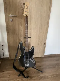 Squier Affinity jazz bass Squier Affinity jazz bass