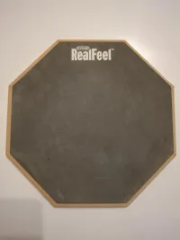 Evans Realfeel 12-os gumilap RF12G Evans Realfeel 12-os gumilap RF12G