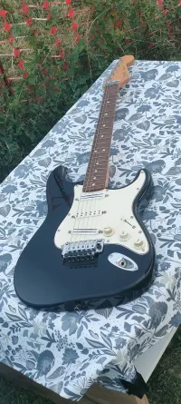 Fender Stratocaster Mexico stratocaster 96 floyd rose Fender Stratocaster Mexico stratocaster 96 floyd rose