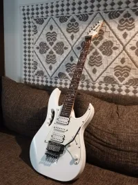 Ibanez JEMJR-WH Ibanez JEMJR-WH