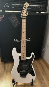 Jackson Adrian Smith Signiture San Dimas Modded Jackson Adrian Smith Signiture San Dimas Modded
