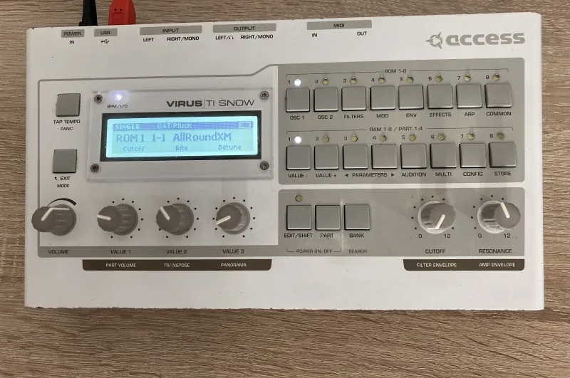 Access Virus Ti Snow Hangmodul