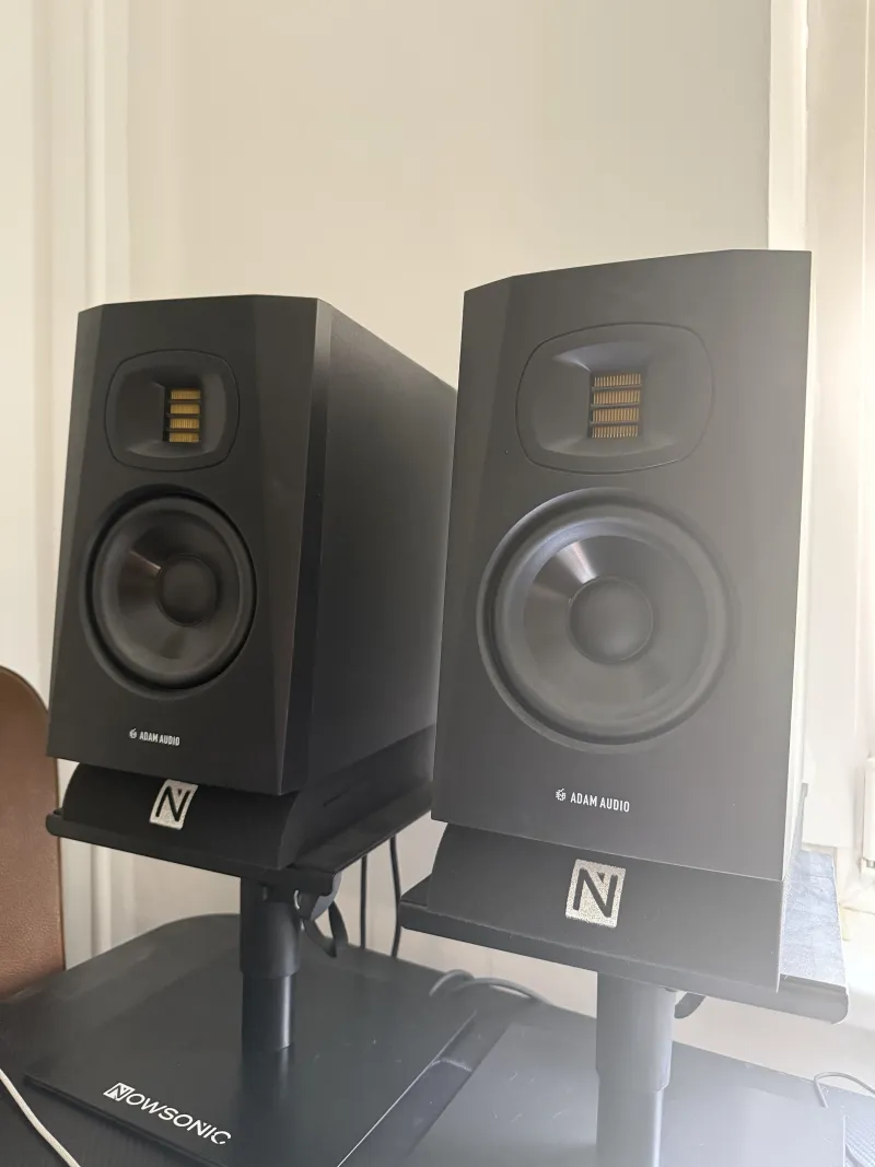ADAM AUDIO T5V Studiomonitor