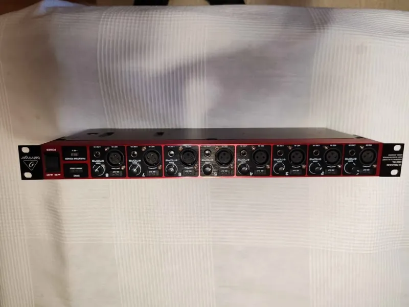 Behringer ADA8200 Mikrofon előerősítő