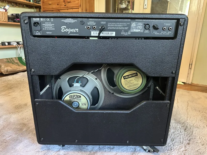 Bogner AV212 amplificador a válvulas