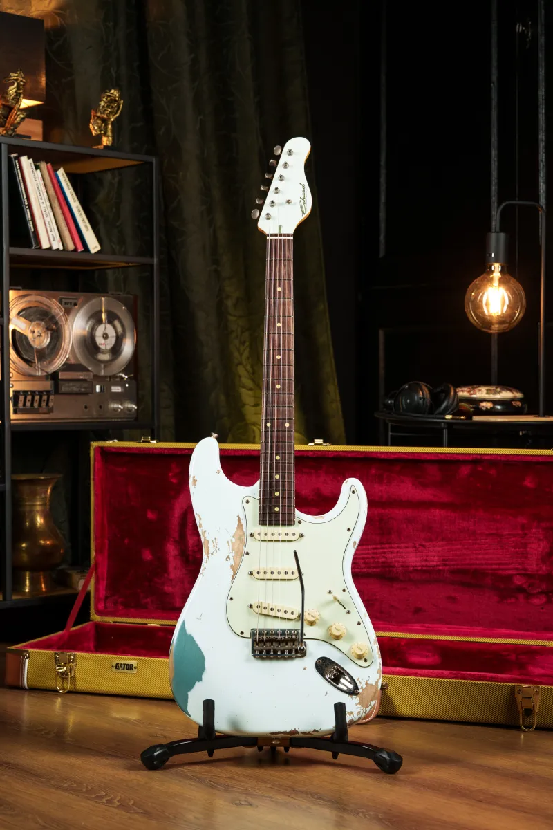 Erhard Handmade Instruments Strat Relic Vintage Elektrická gitara