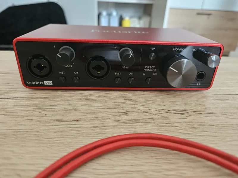 Focusrite Scarlet 2i2 3th gen. Zvukové rozhranie