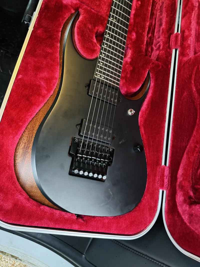 Ibanez RGDR 4327 Prestige NTF Elektromos gitár 7 húros